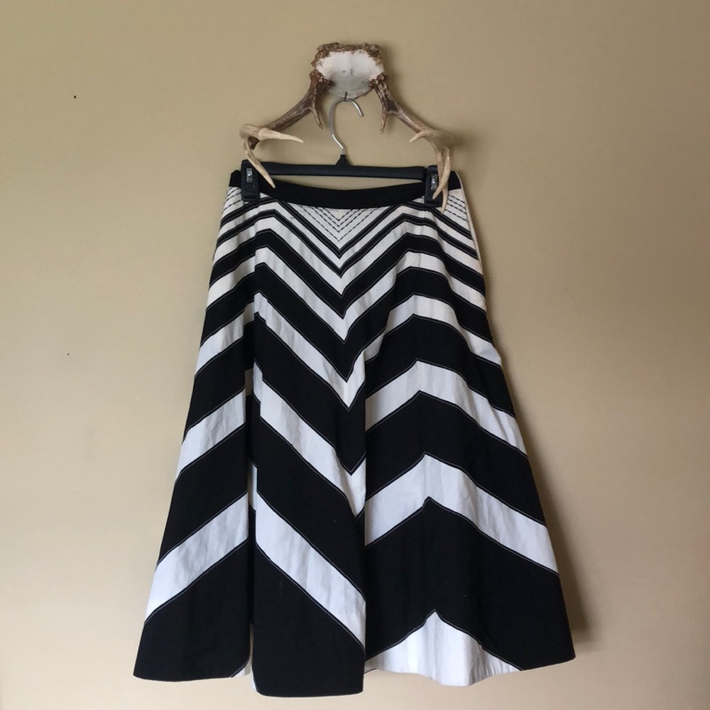 High waisted skirt
